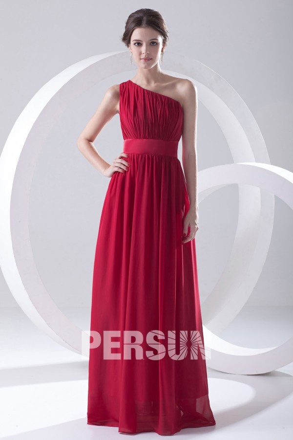 robe demoiselle d'honneur rouge longue asymétrique plissé