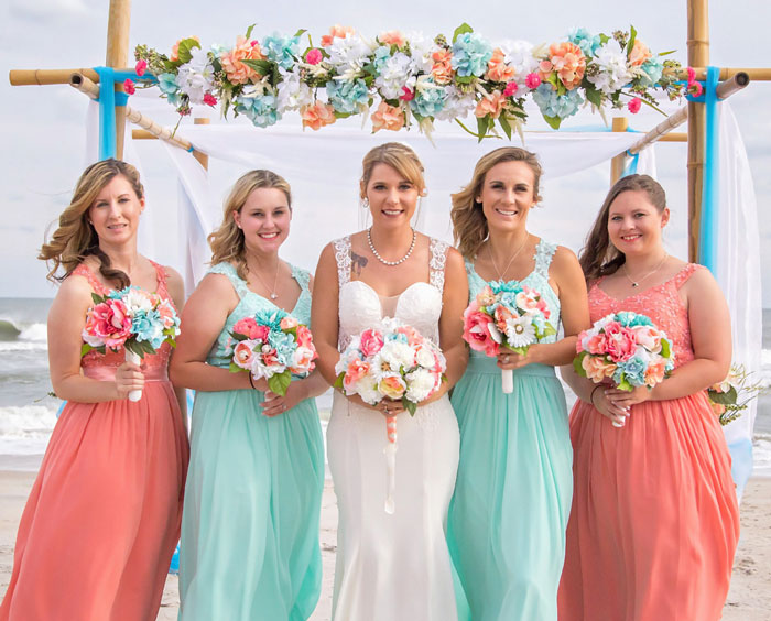 robe corail et verte pour demoiselles d'honneurs