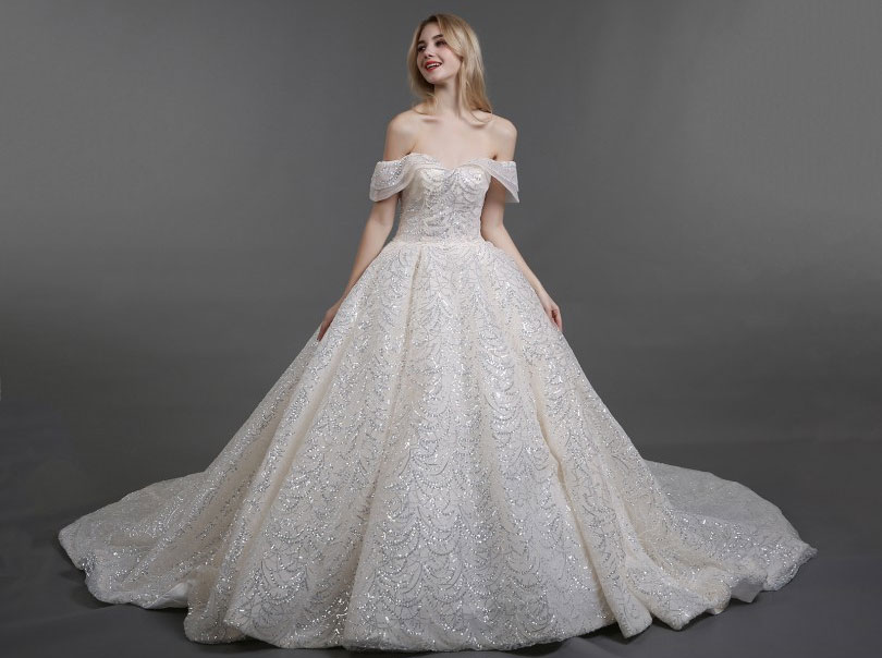 robe de mariée princesse épaule dénudé